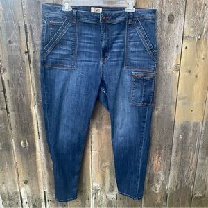 EV1 Women’s Hi Waisted Patch Pockets Cargo Like Jeans Sz. 20